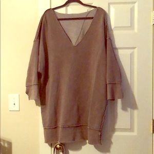 Free People oversized sweatshirt- worn once!